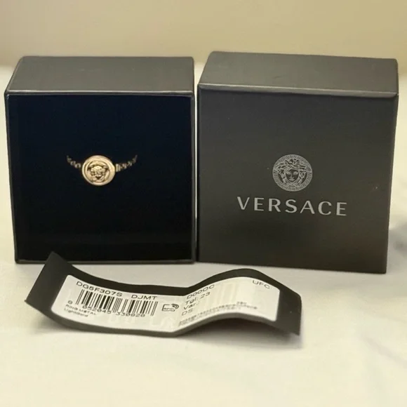 Versace Medusa Gold Ring NIB Size 10 - Picture 2 of 6